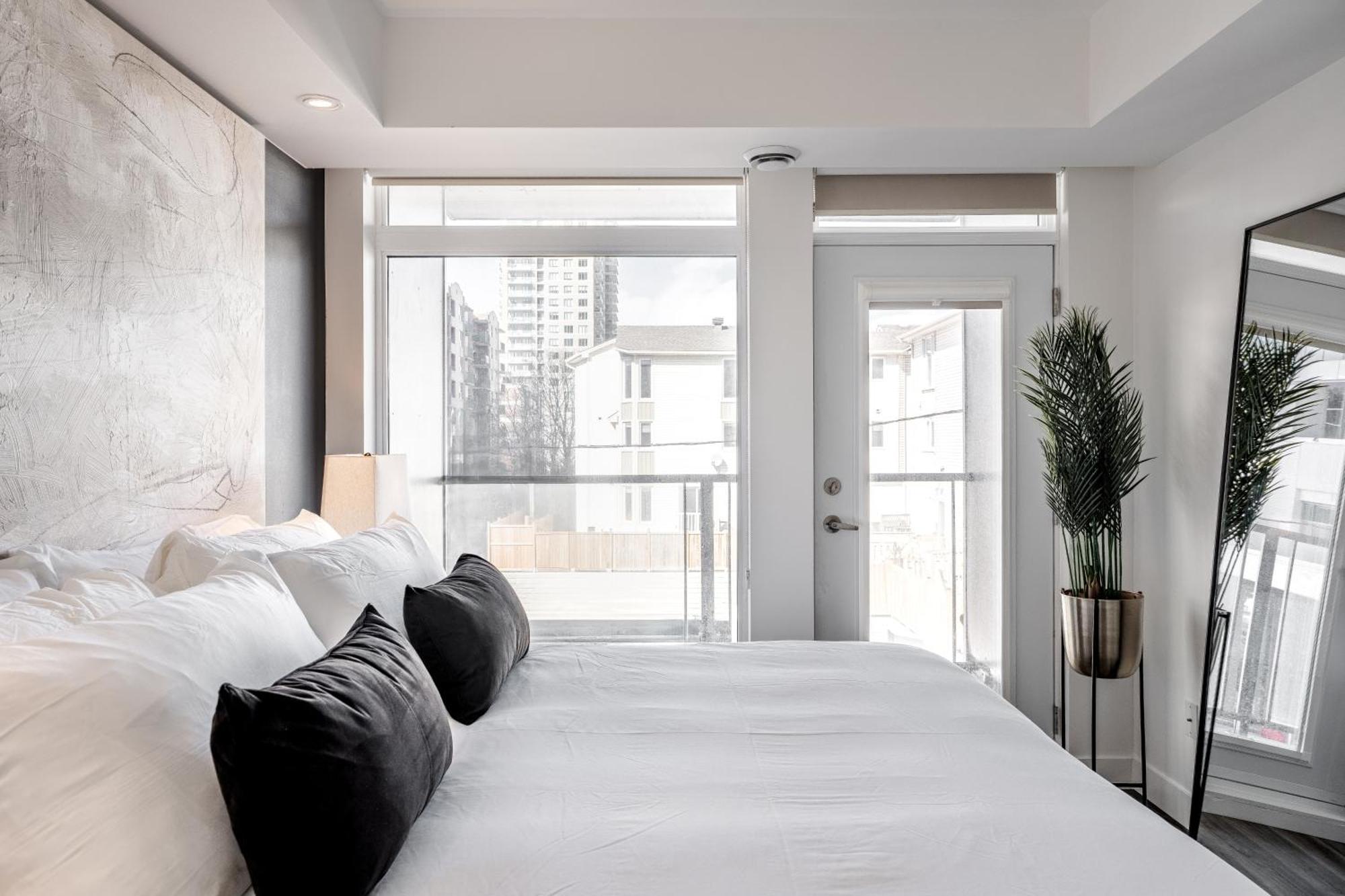 Westview Luxury Suites Ottawa Exteriér fotografie
